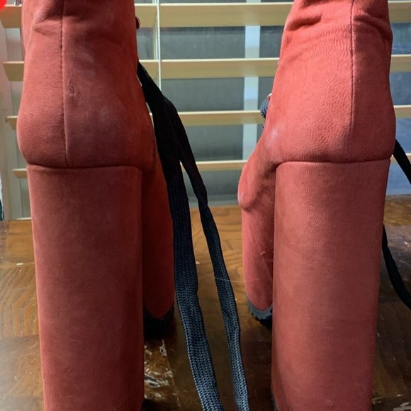 Unif Hellbounds Red Velvet size 5.5 - Picture 4 of 10